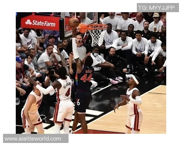 巨人战胜雷霆,小乔丹抢篮板成关键 巨人战胜雷霆,小乔丹抢篮板成关键